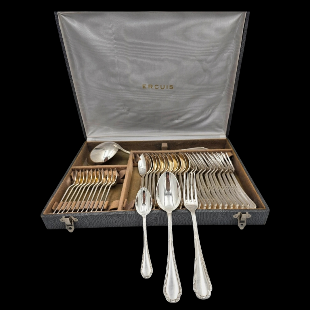 5 Cuillères À Soupe Ercuis Métal Argenté Model Trianon 5 Cuillères À Soupe Ercuis Métal Argenté Model Trianon