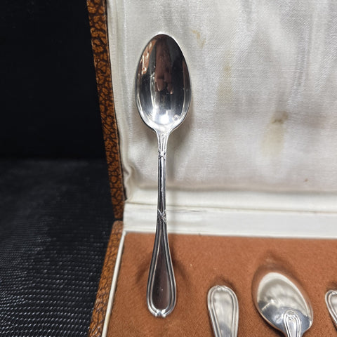 Emile Puiforcat 12 Petites Cuillères En Argent Massif