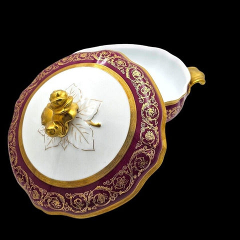 - Cheverny Limoges - Double porcelain soup tureen with gold inlay, polished with agate