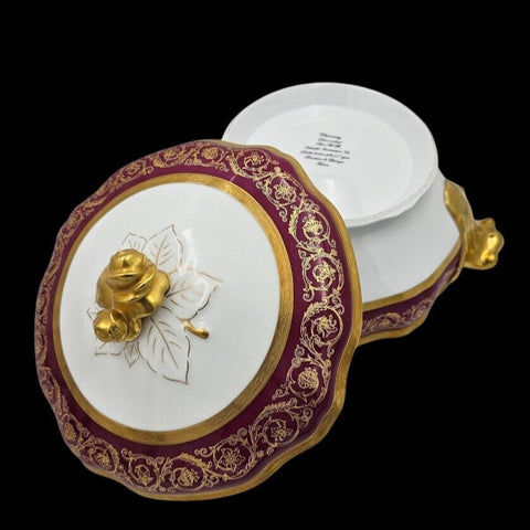 - Cheverny Limoges - Double porcelain soup tureen with gold inlay, polished with agate