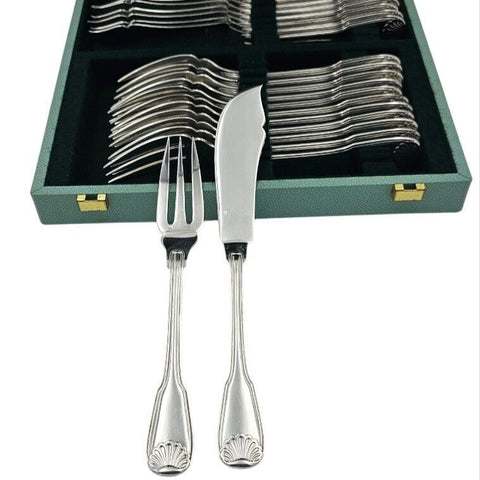 - Ercuis - 24-piece Vendôme shell fish set in silver-plated metal.