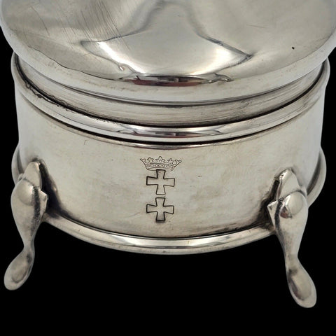 - Levi &amp; Salaman - Small English Box in Solid Silver.