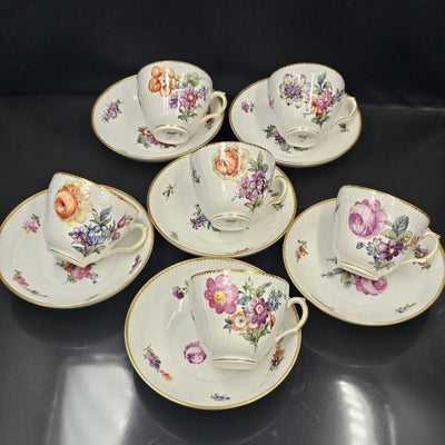 - Royal Copenhagen - 6 Tasses Et 6 Sous Tasses en porcelaine