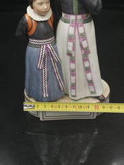 2 Figurines Royal Copenhagen N° 12106 et 12105 Carl Martin Hansen
