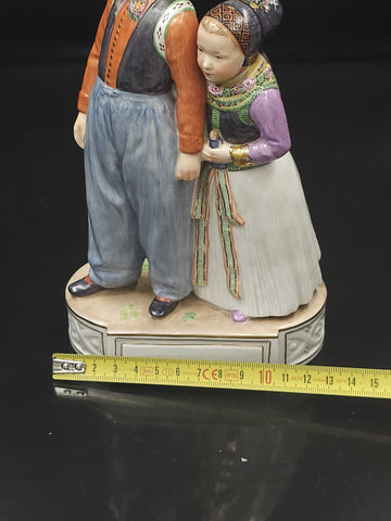 2 Figurines Royal Copenhagen N° 12106 et 12105 Carl Martin Hansen